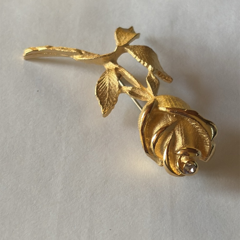 Rare rose brooch with rhinestone